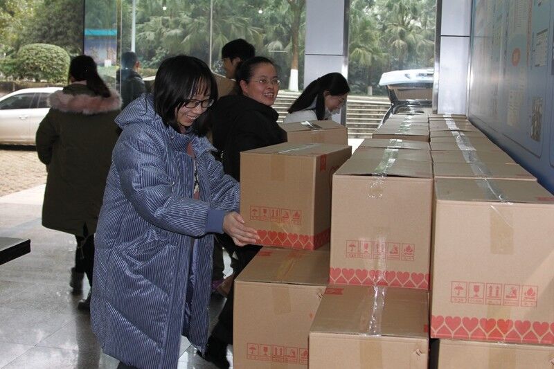 春节慰问品带来浓浓“年味”