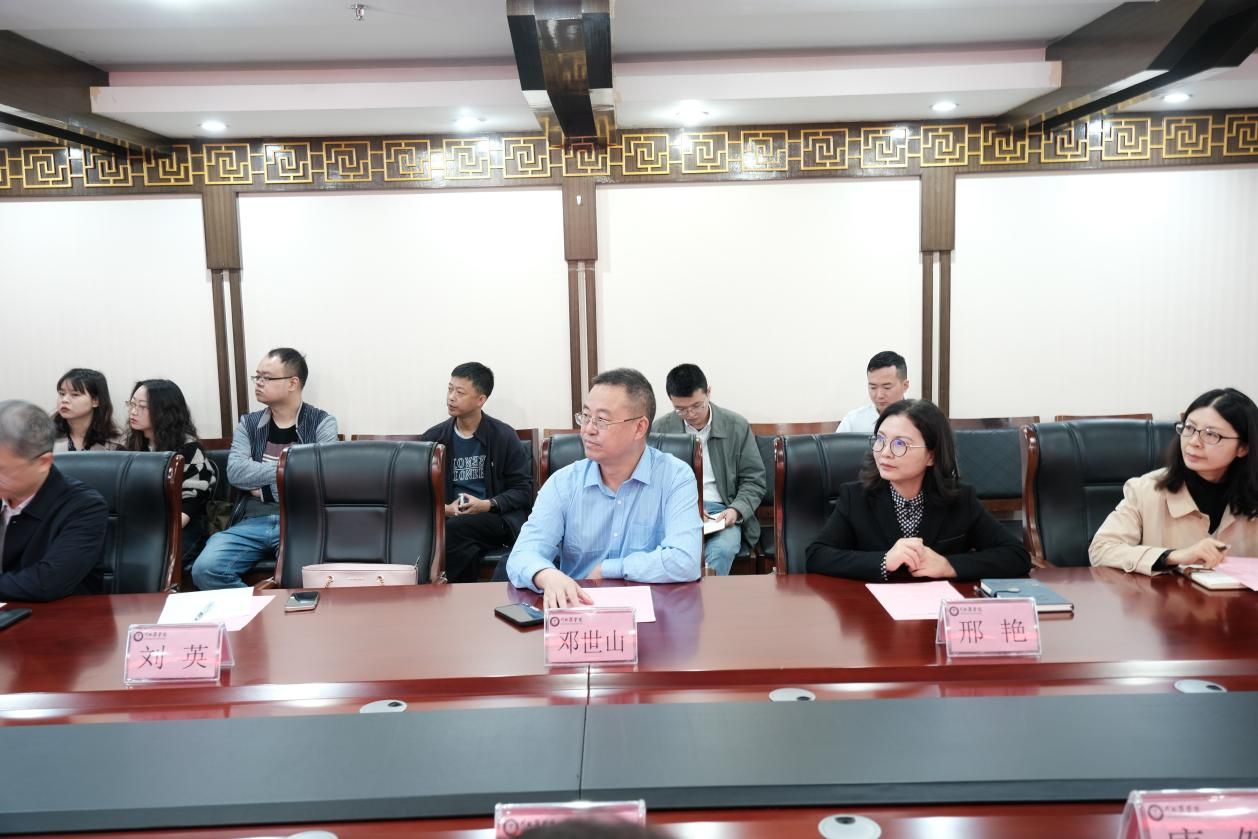 学校召开学位授权点专项核验专家评审会