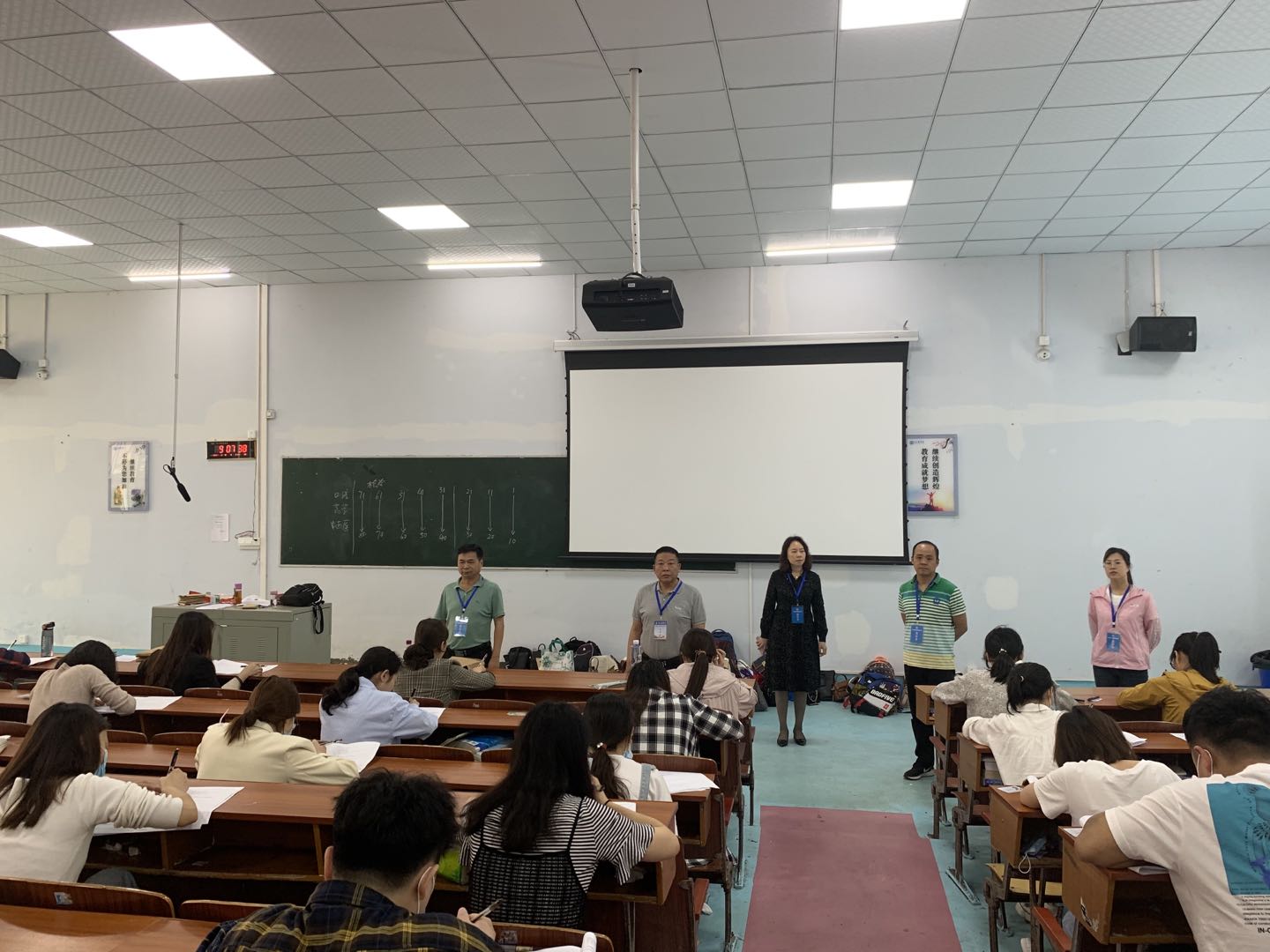 我校顺利举行2021年度成教学士学位课程考试