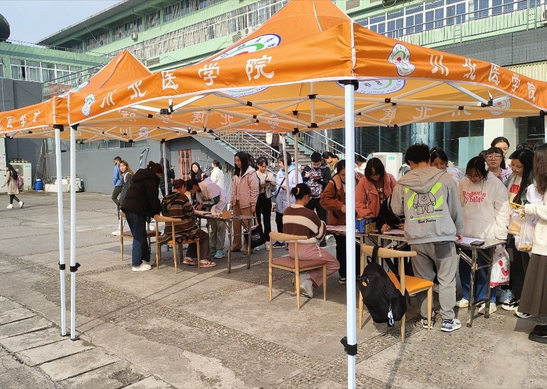 药学院举办“雪韵芳华,品味小雪”手工制作活动