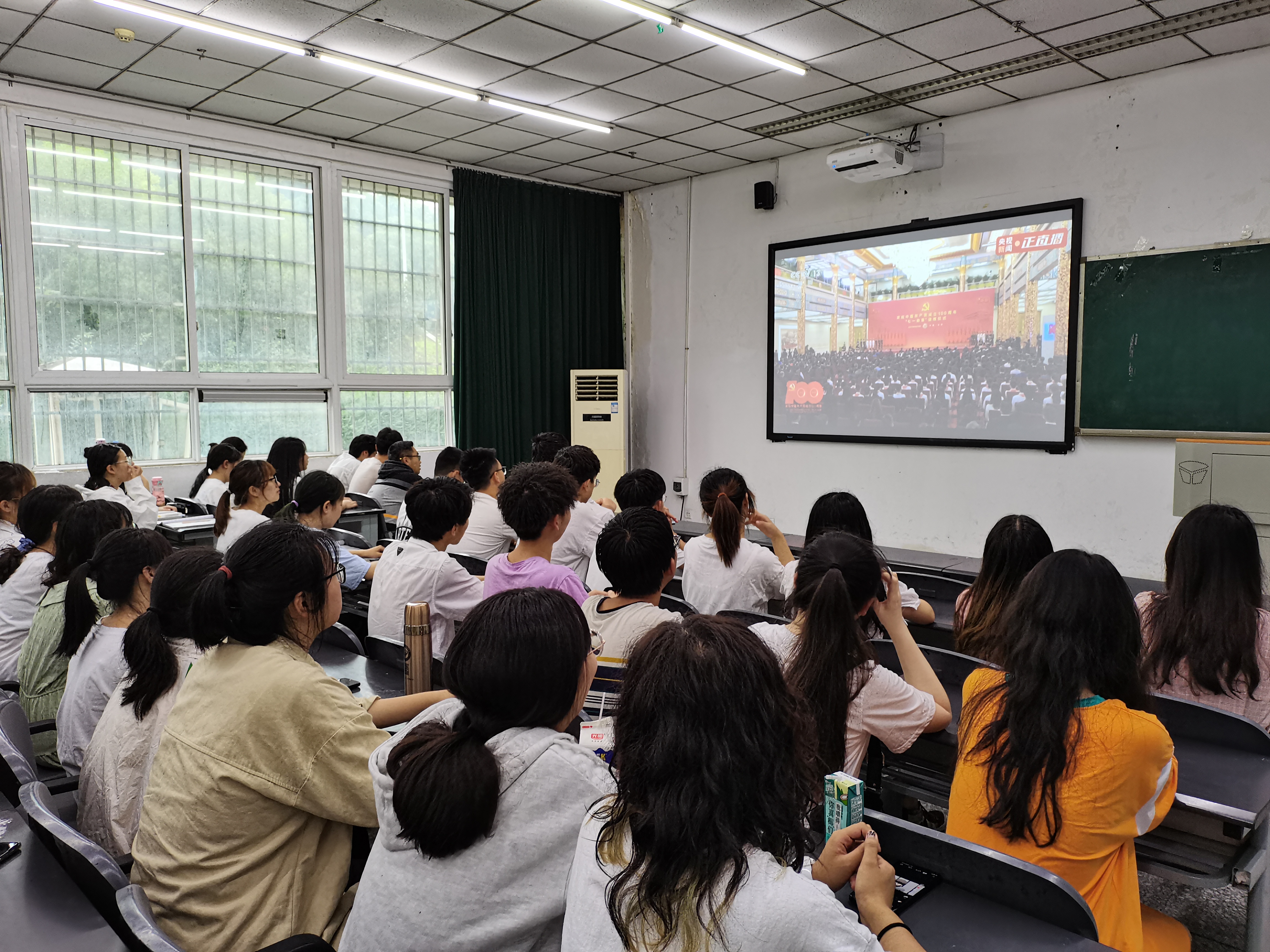 致敬!“七一勋章”获得者