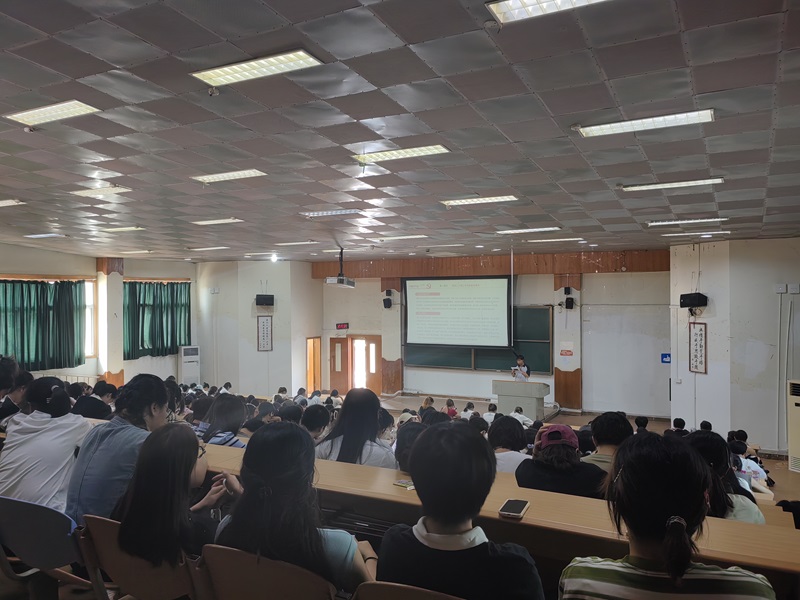 中西医结合临床医学院党总支深入学习宣传党的二十届三中全会精神