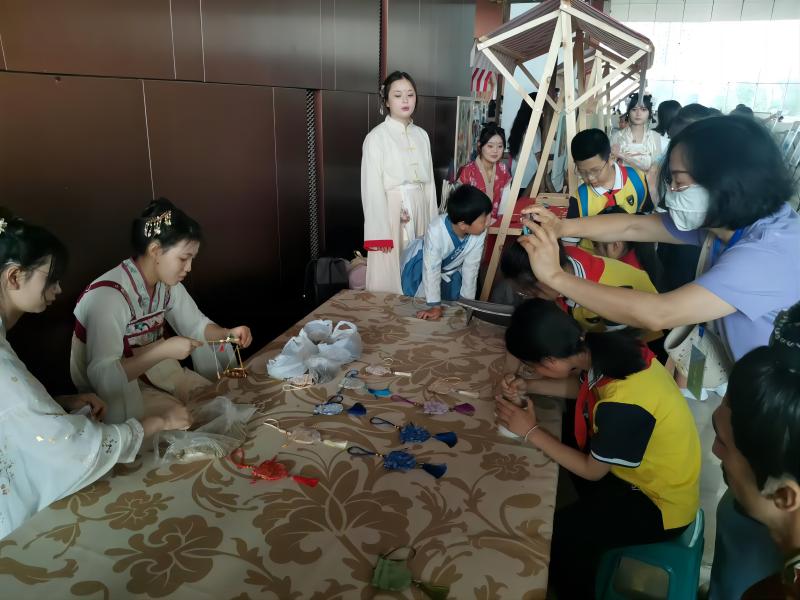 健康文化普及基地开展中华传统文化及健康文化宣传活动