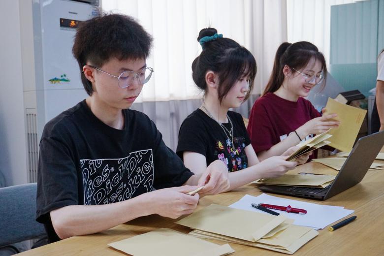 【川北医学院大学生社团管理中心】如果思念有声音,那是母亲叮咛世界
