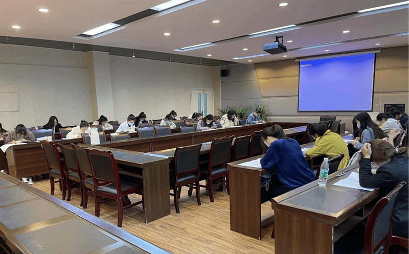 四川省妇幼保健院到我院举行专场招聘会