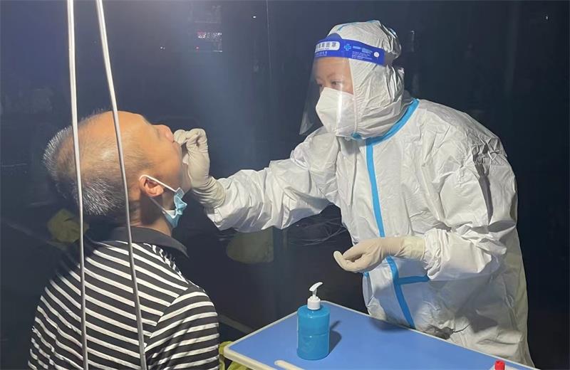 同心抗疫 共克时艰｜ 携手比肩 为“疫”而战