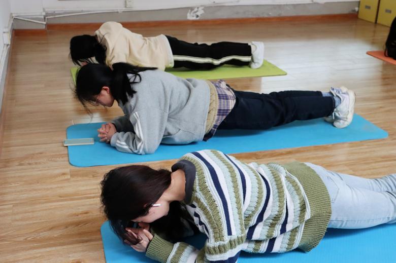 “社”彩斑斓绽风采，“团”聚青春绘未来