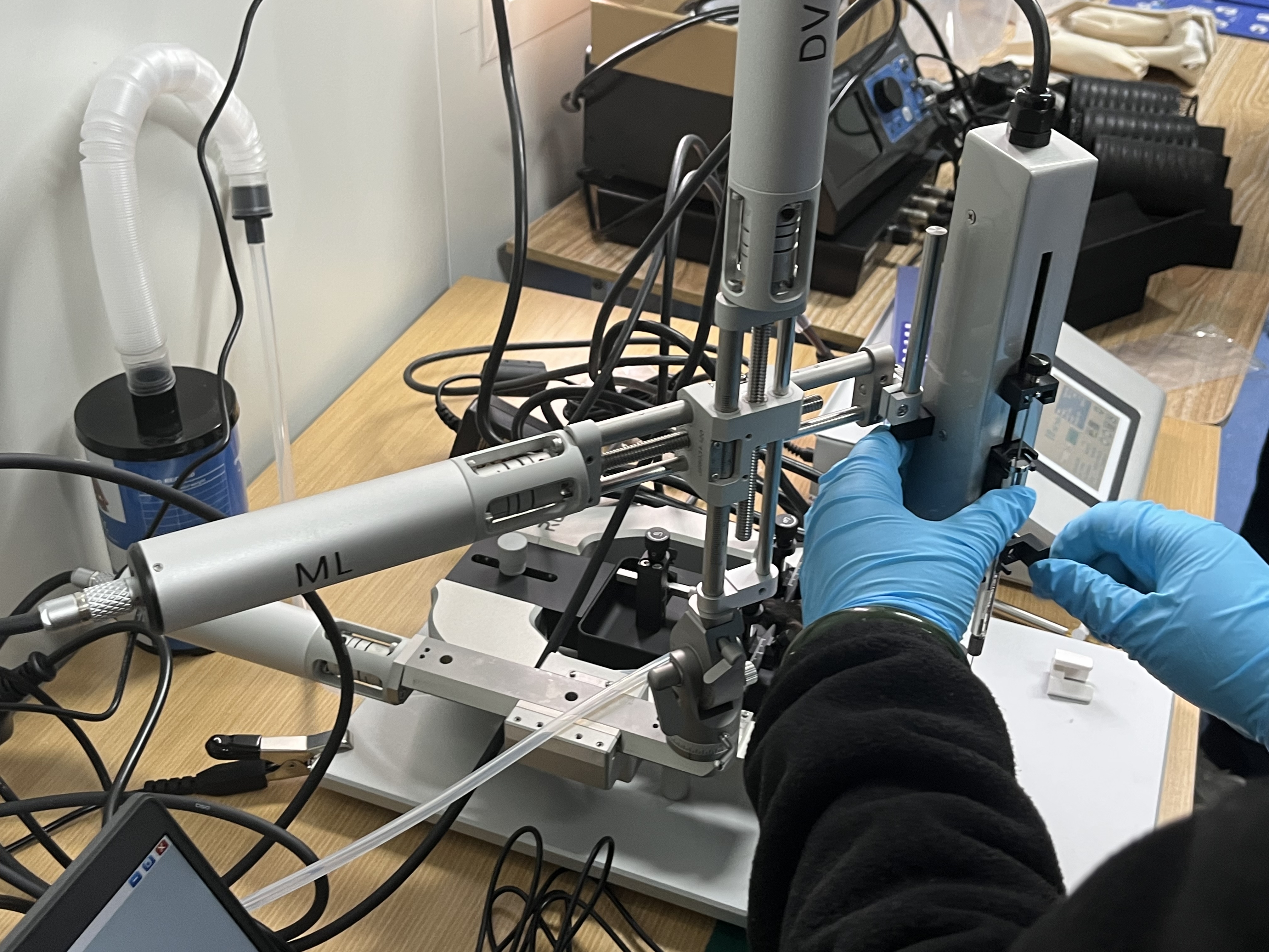 科技创新中心开展小动物气体麻醉机、脑立体定位注射仪、大小鼠智能无创血压检测系统使用培训