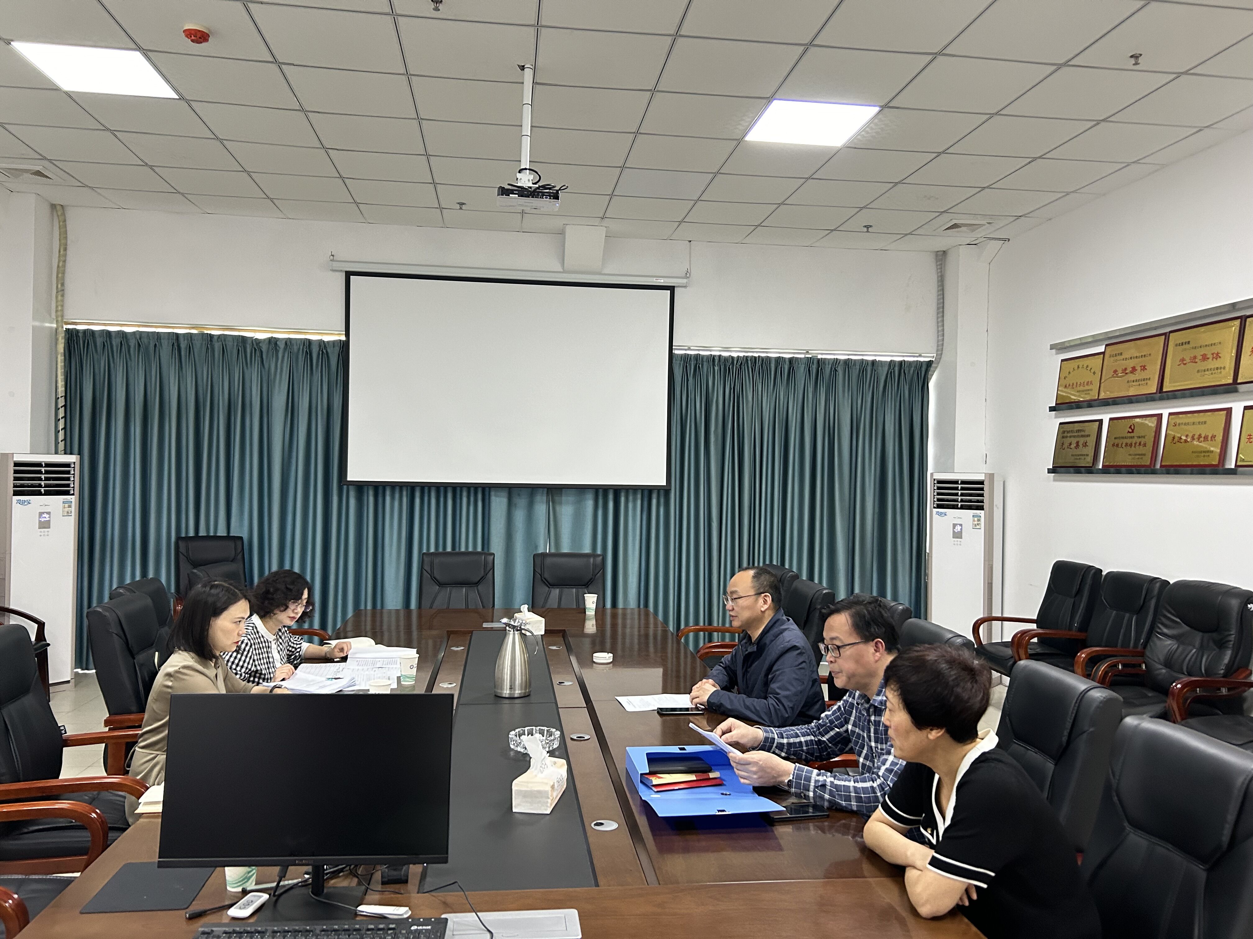 学校开展党纪学习教育专项督查工作