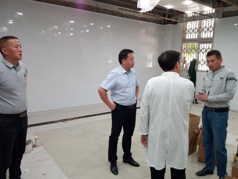 汪辉文处长走访基础医学院实验室