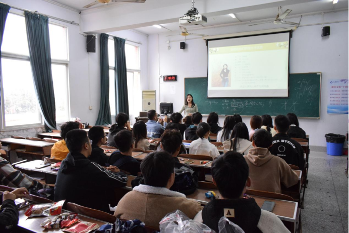 一点青春气，千里快哉风