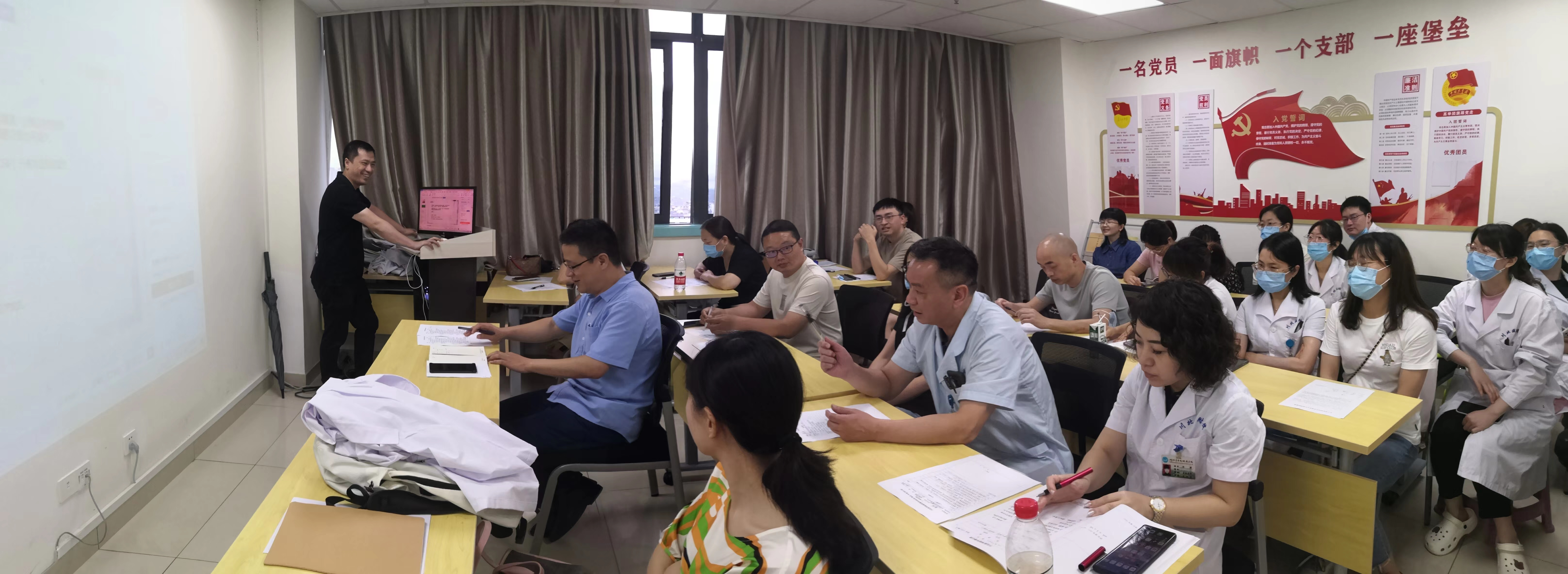 重视传承,努力创新—— 儿科学教研室教学研讨系例活动之集体备课、青年教师试讲