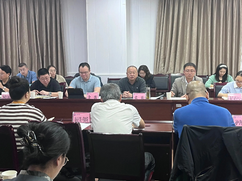 学校组织召开2024-2025学年度第一学期第一次院系联席会暨教学成果培育推进会