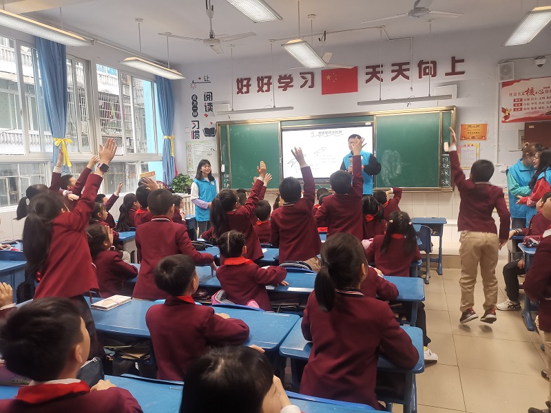 医学检验系开展“听百年党史故事，沐书香共筑梦想”志愿服务活动