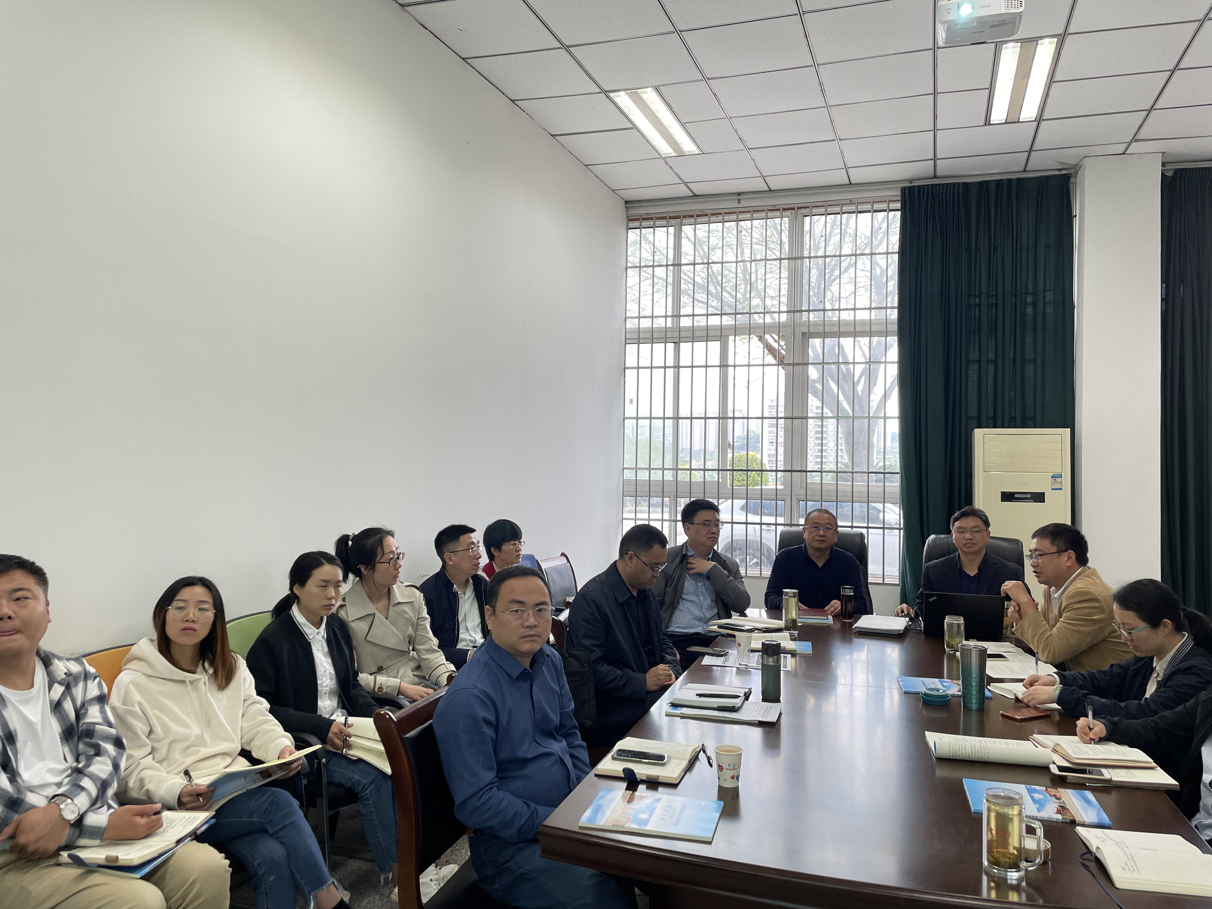 教务处与教学评估中心开展互动交流活动