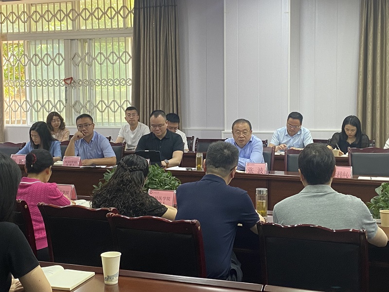 学校组织召开2023-2024学年度第二学期第二次院系联席会议暨教学成果培育推进会