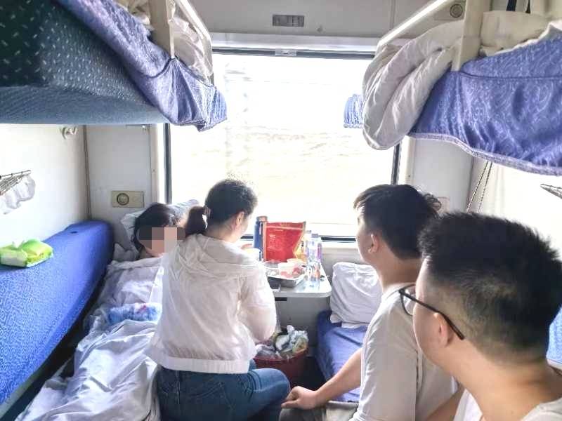 又见列车救人 我校学生再显医者担当