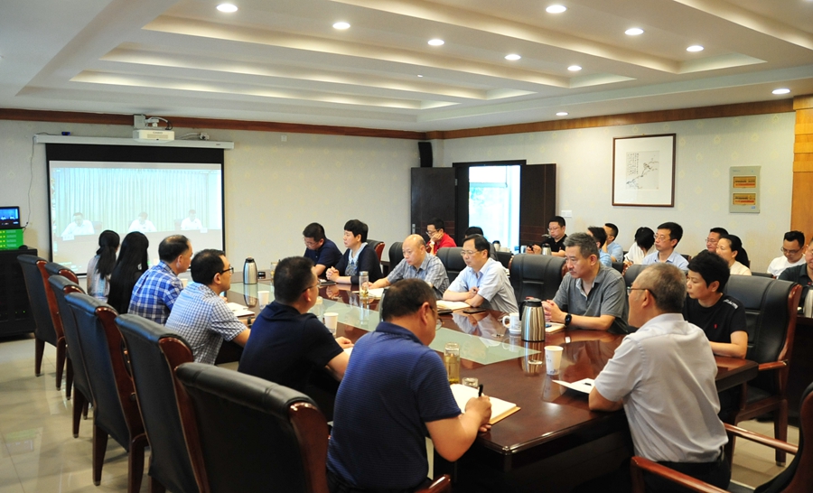 我校领导干部参加全省教育系统全面从严治党工作视频会议学习