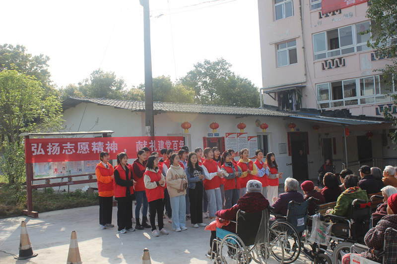 护理学院党总支开展“弘扬志愿精神 献礼建党百年”党员志愿服务行动