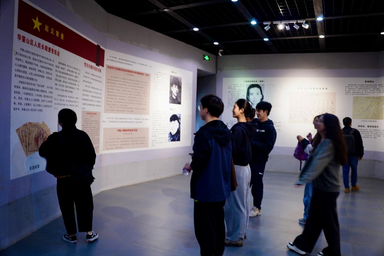麻醉学系“红色筑魂 实践育人”活动:研究生引领,本科生同行,共赴华蓥山开展红色教育实践