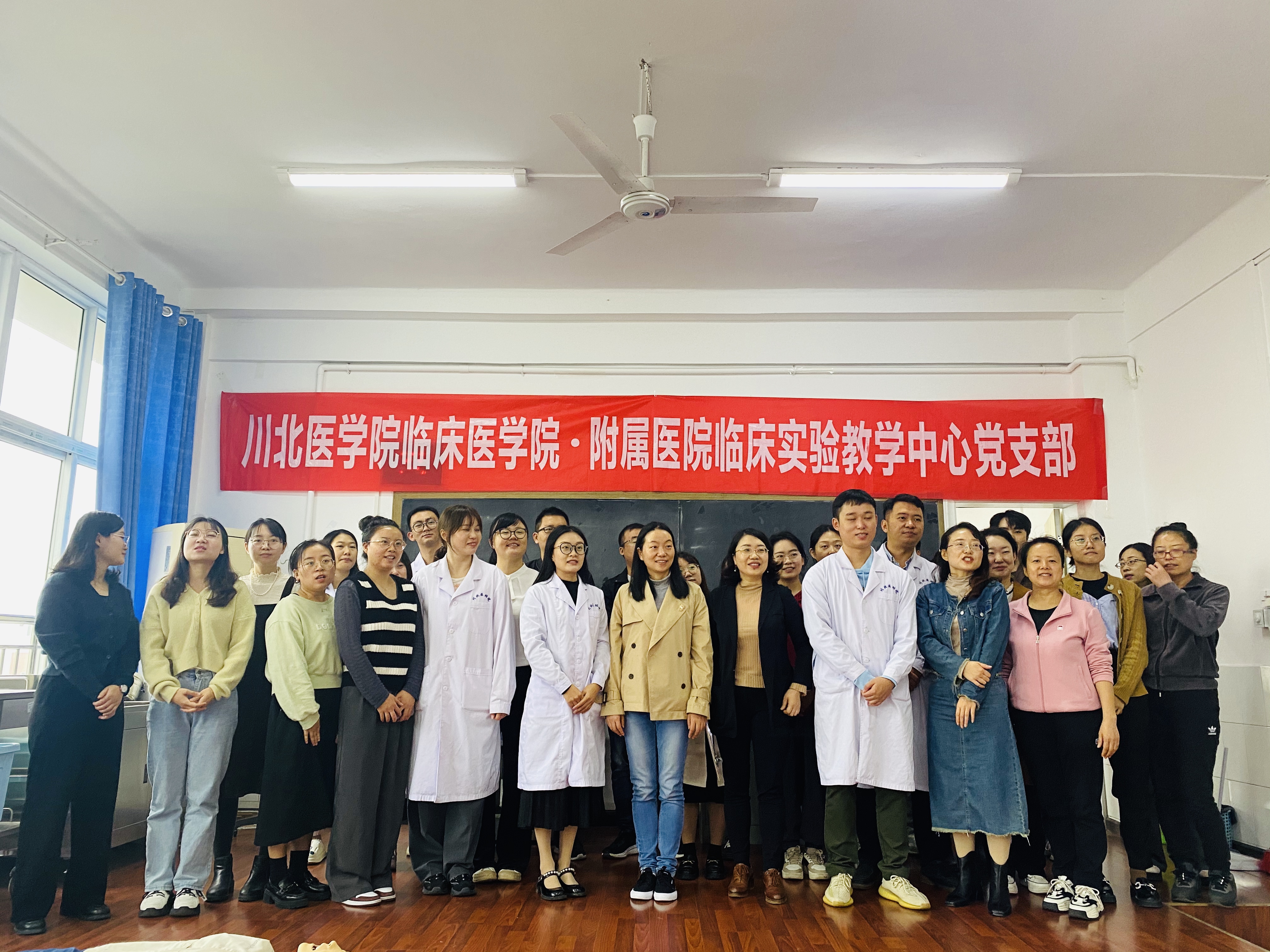 急救知识进学工 守护生命伴成长