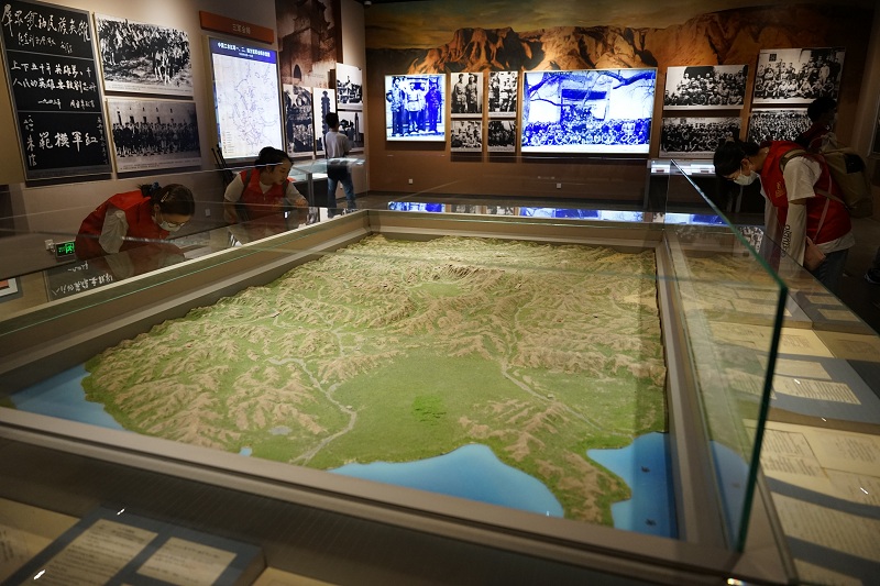 【三下乡·2021】瞻仰遵义会址,领悟长征精神