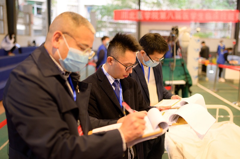 【精彩瞬间】川北医学院第八届临床技能竞赛