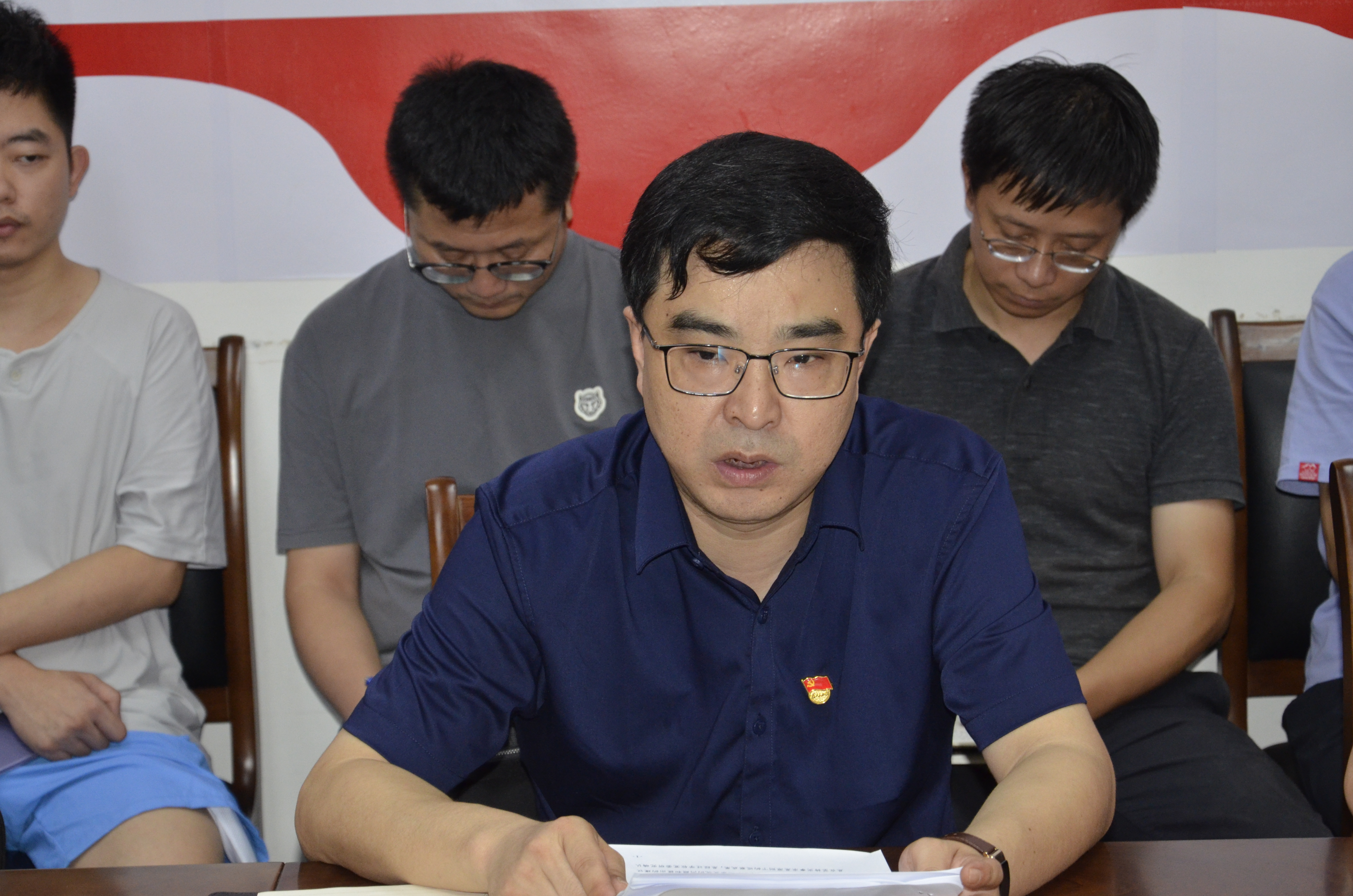 学校党委第二巡察组巡察药学院情况反馈会召开