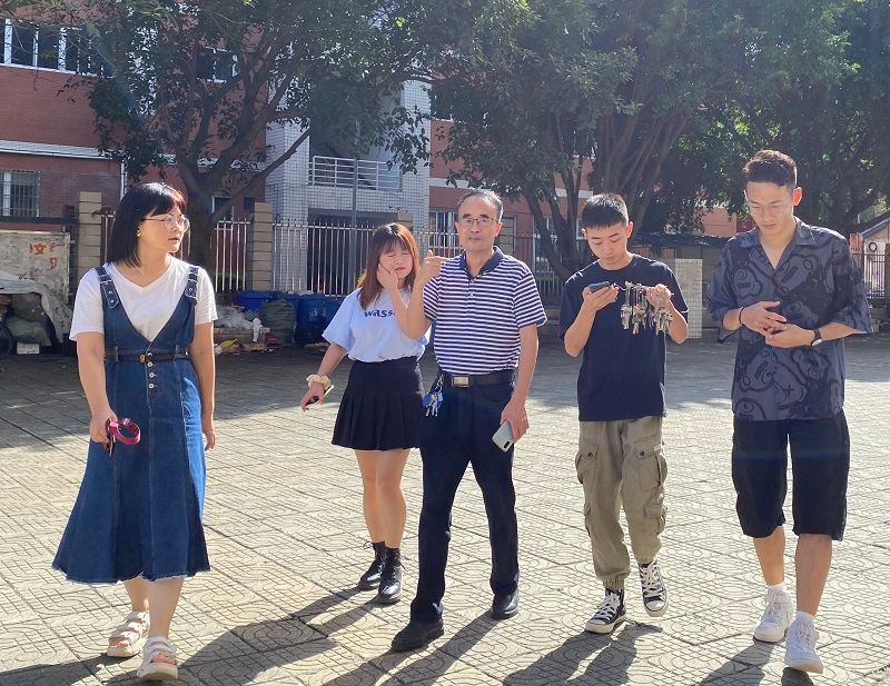 口腔医学系党总支开展宿舍安全检查工作