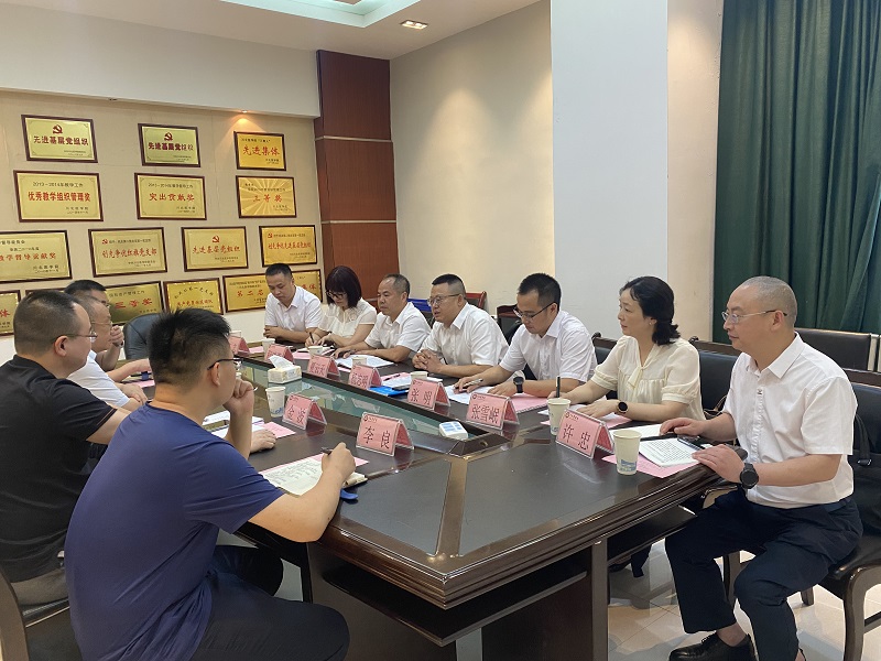 仪陇县人民医院赴我校开展校、院合作座谈会