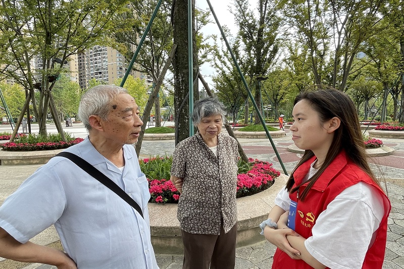 临床医学系党总支开展“寻找红色印迹,传承红色基因”走访老党员活动