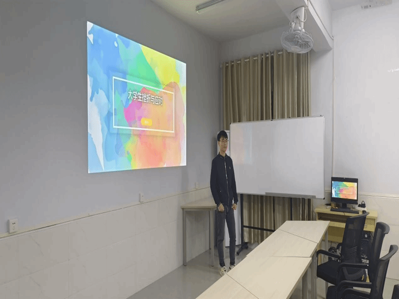 心理健康教育走进“一站式”学生社区
