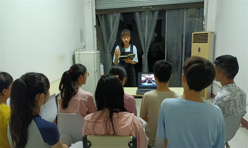 我校师生认真学习习近平总书记考察西藏时的重要讲话精神