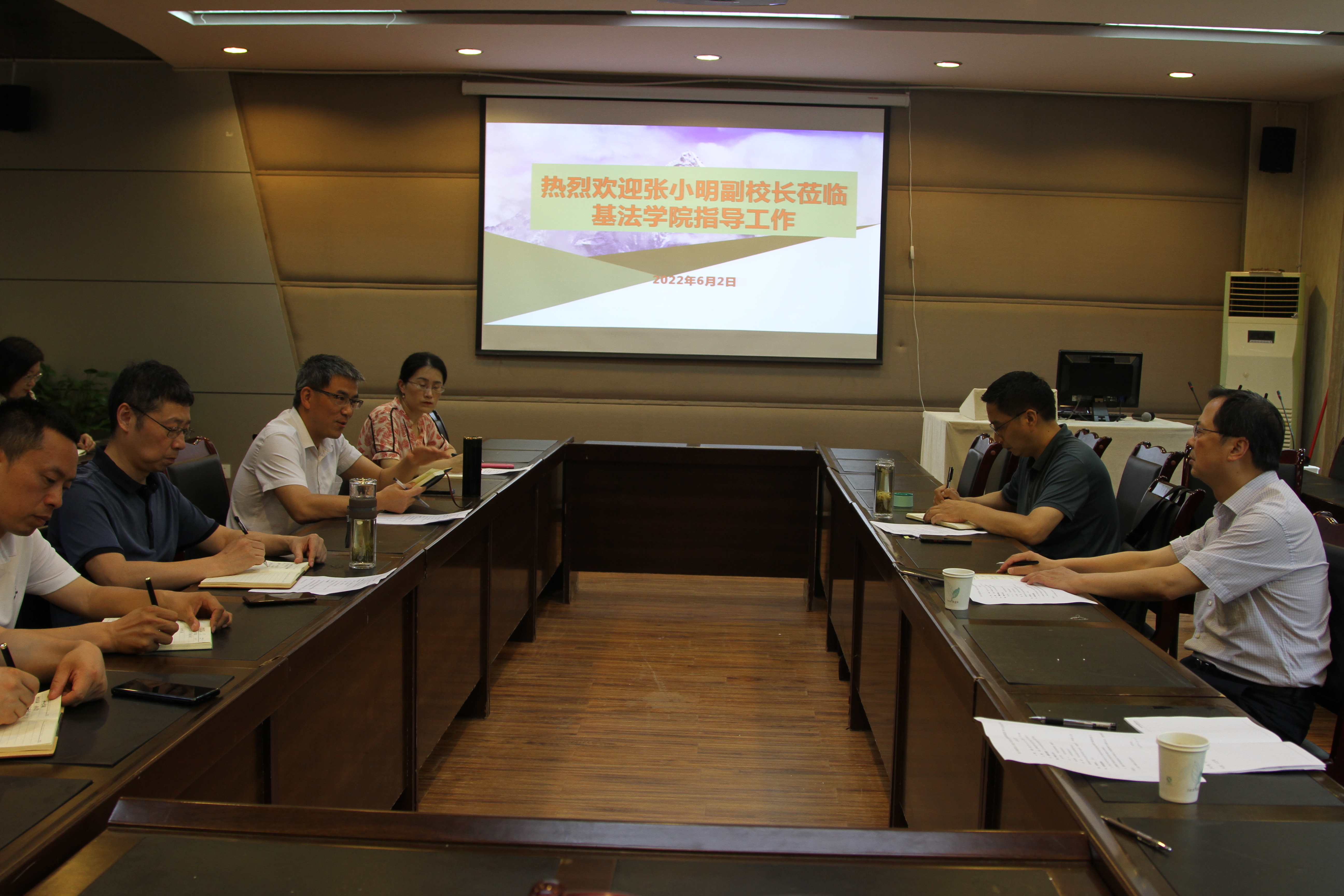 学校领导到基础医学与法医学院开展工作调研