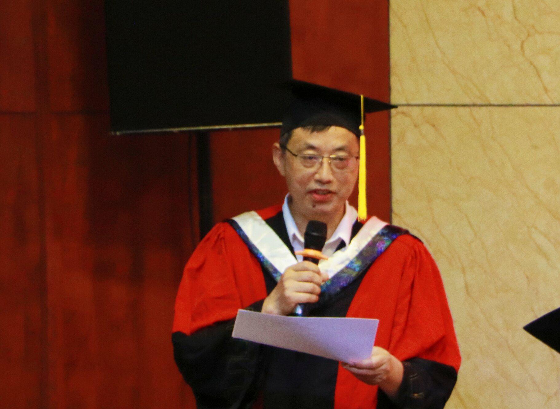 外国语言文化系举行2022届学生毕业典礼