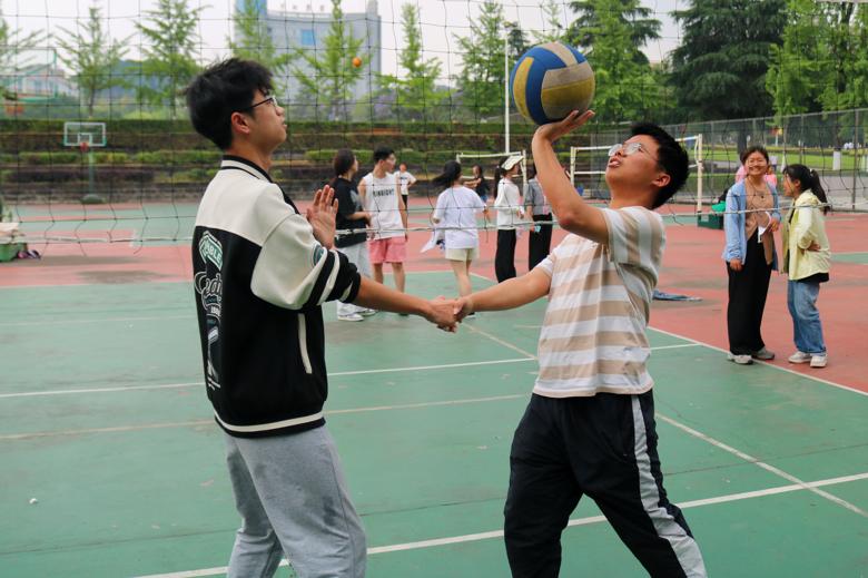 风随心动，团聚未来