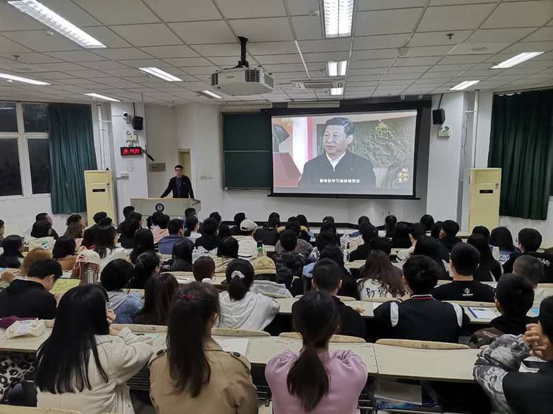 临床医学系党总支开展主题党课学习教育