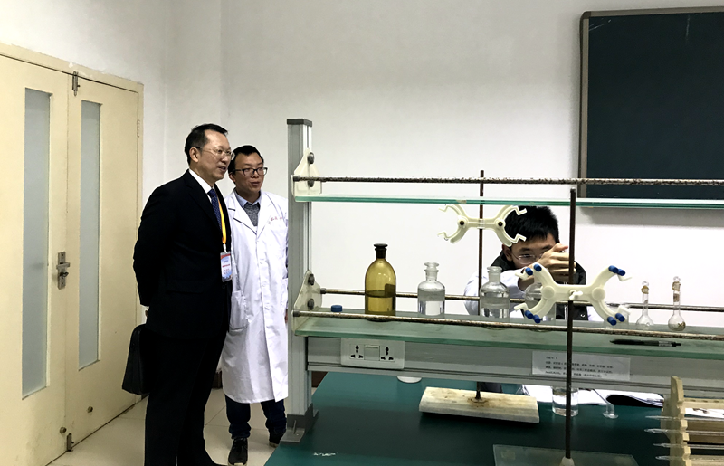 教育部临床医学专业认证专家深入高坪校区开展院系走访、教学观摩和座谈会等活动
