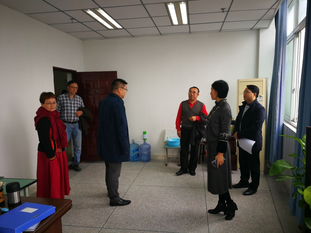 国有资产管理处开展教学科研设备运行情况巡查工作