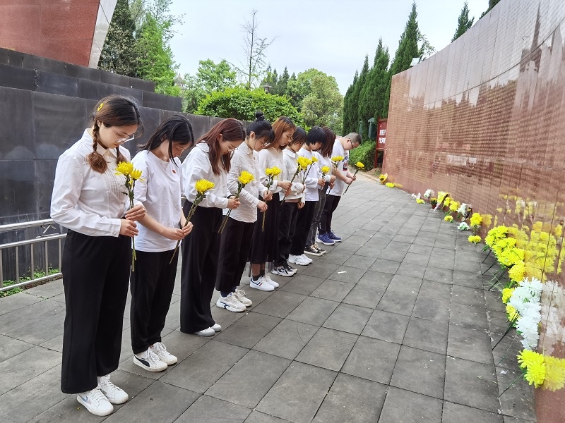 中西医临床医学系赴阆中开展“重走长征路，深入学党史”红色游学活动