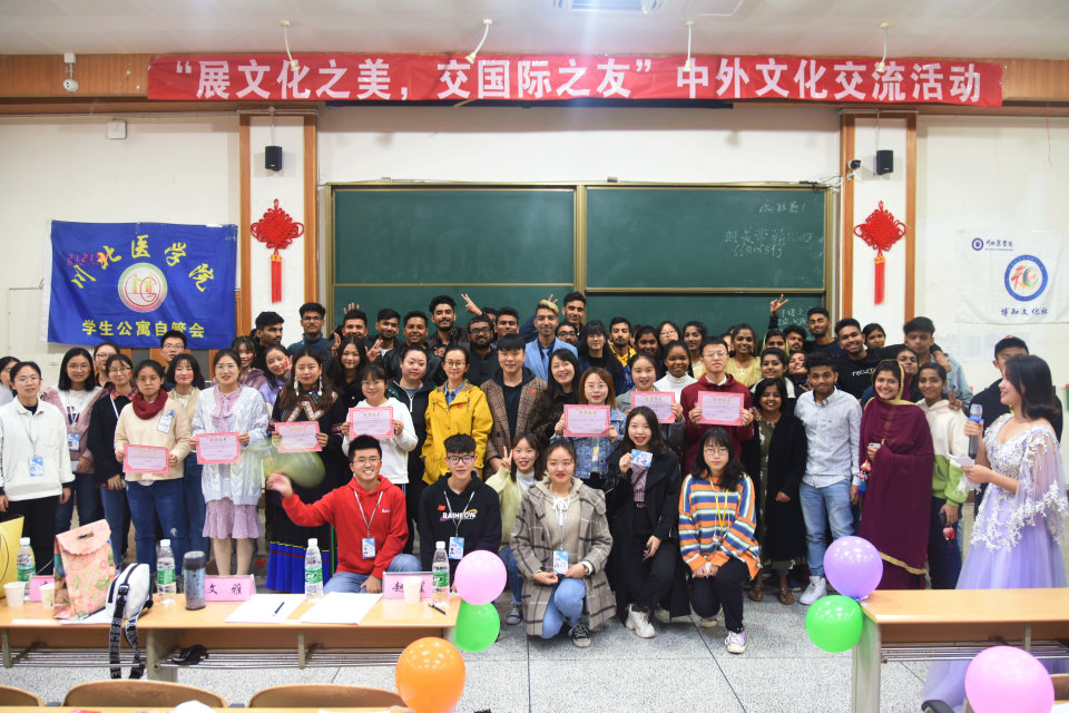 展文化之美,交国际之友：后勤管理处举办中外学生文化交流活动