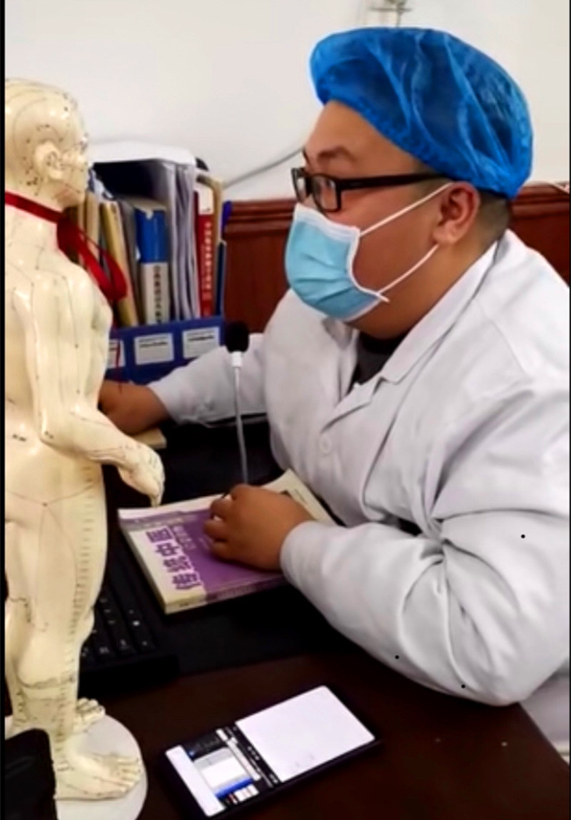 战“疫”网课进行时⑥：学习不延期 中西医在行动