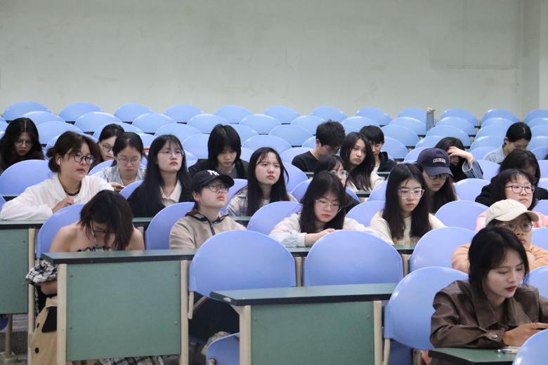 流光溢彩照川北,朝气蓬勃汇社团