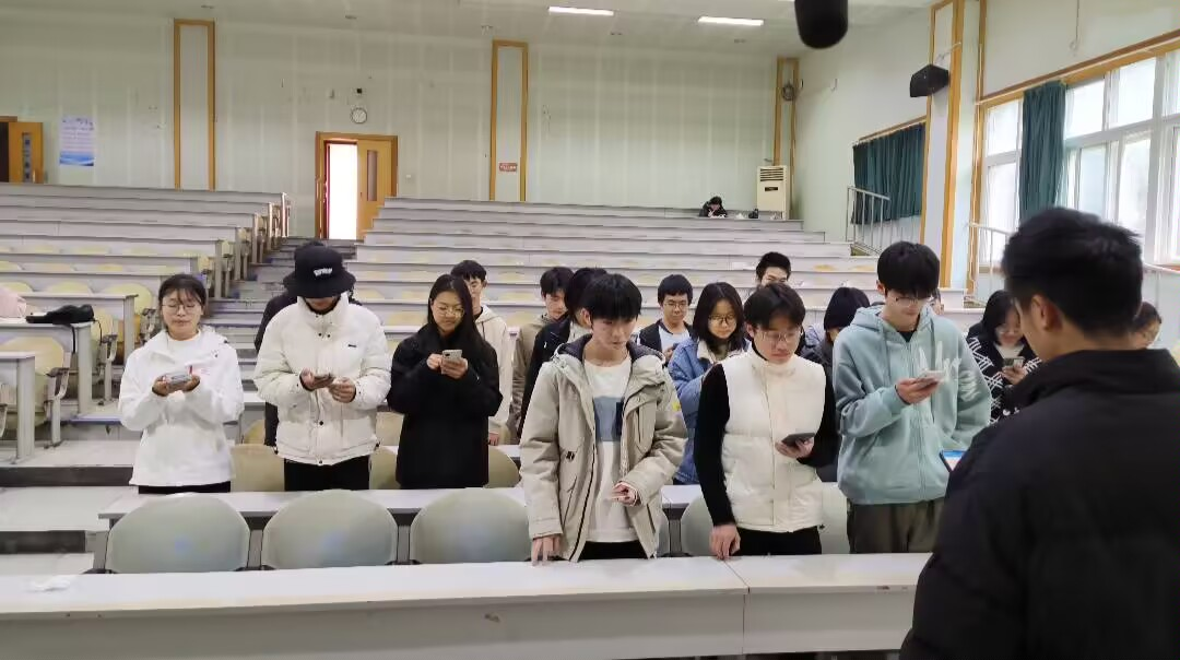 药学院开展“宪法宣传周”系列活动