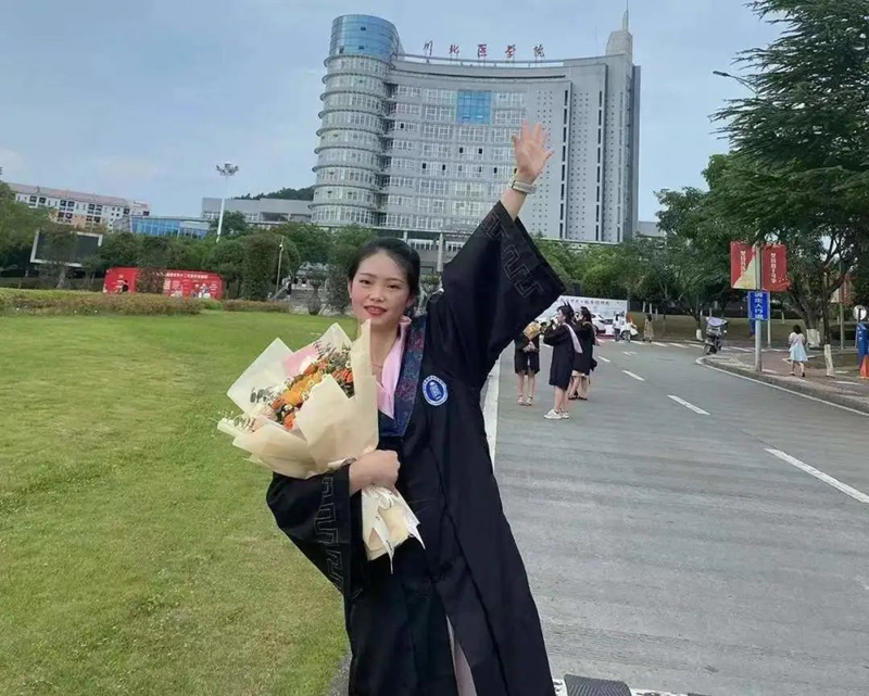 毕业季故事⑧|向下扎根 向上成长