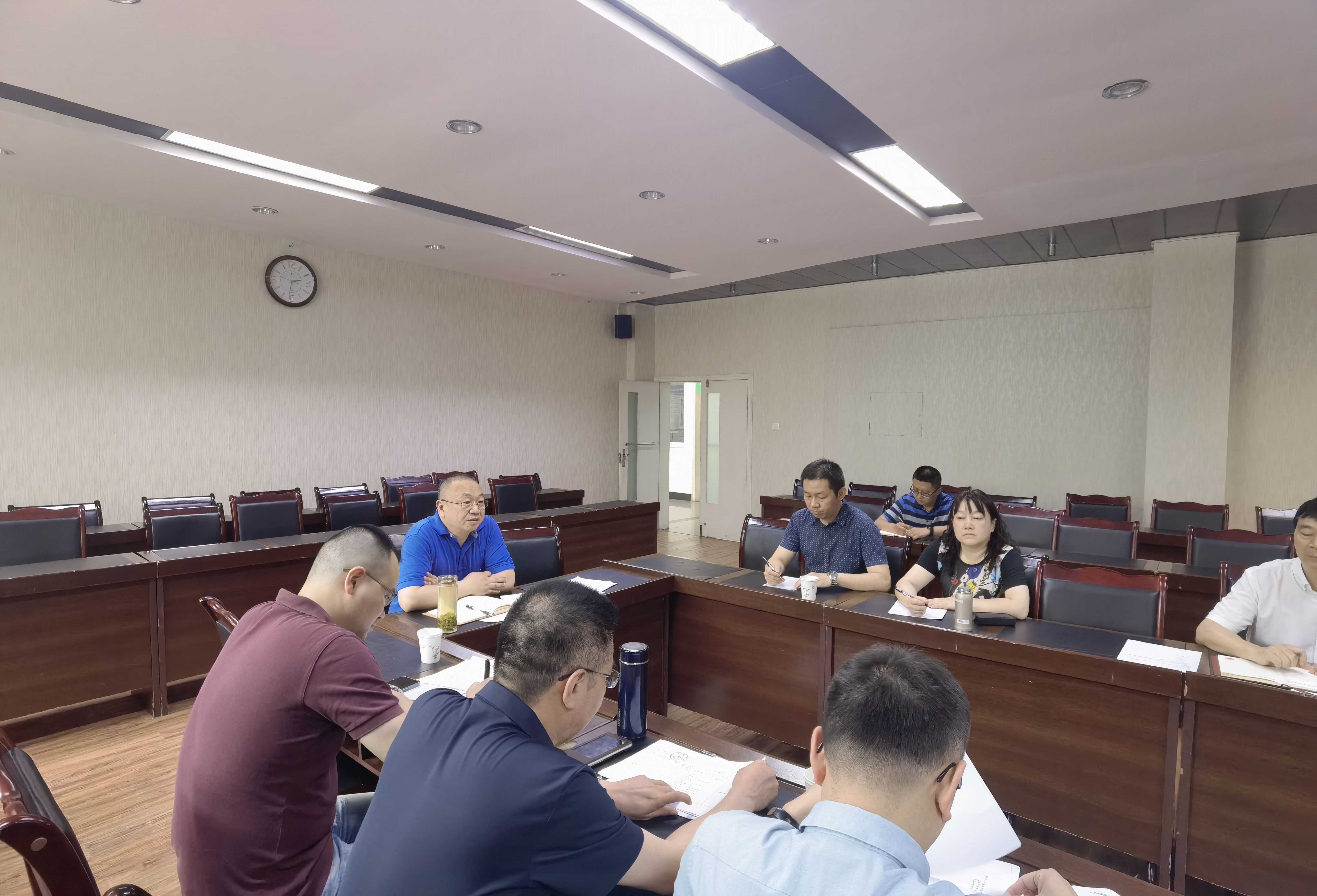 学校组织召开本科教学实验室安全专项检查自查总结会