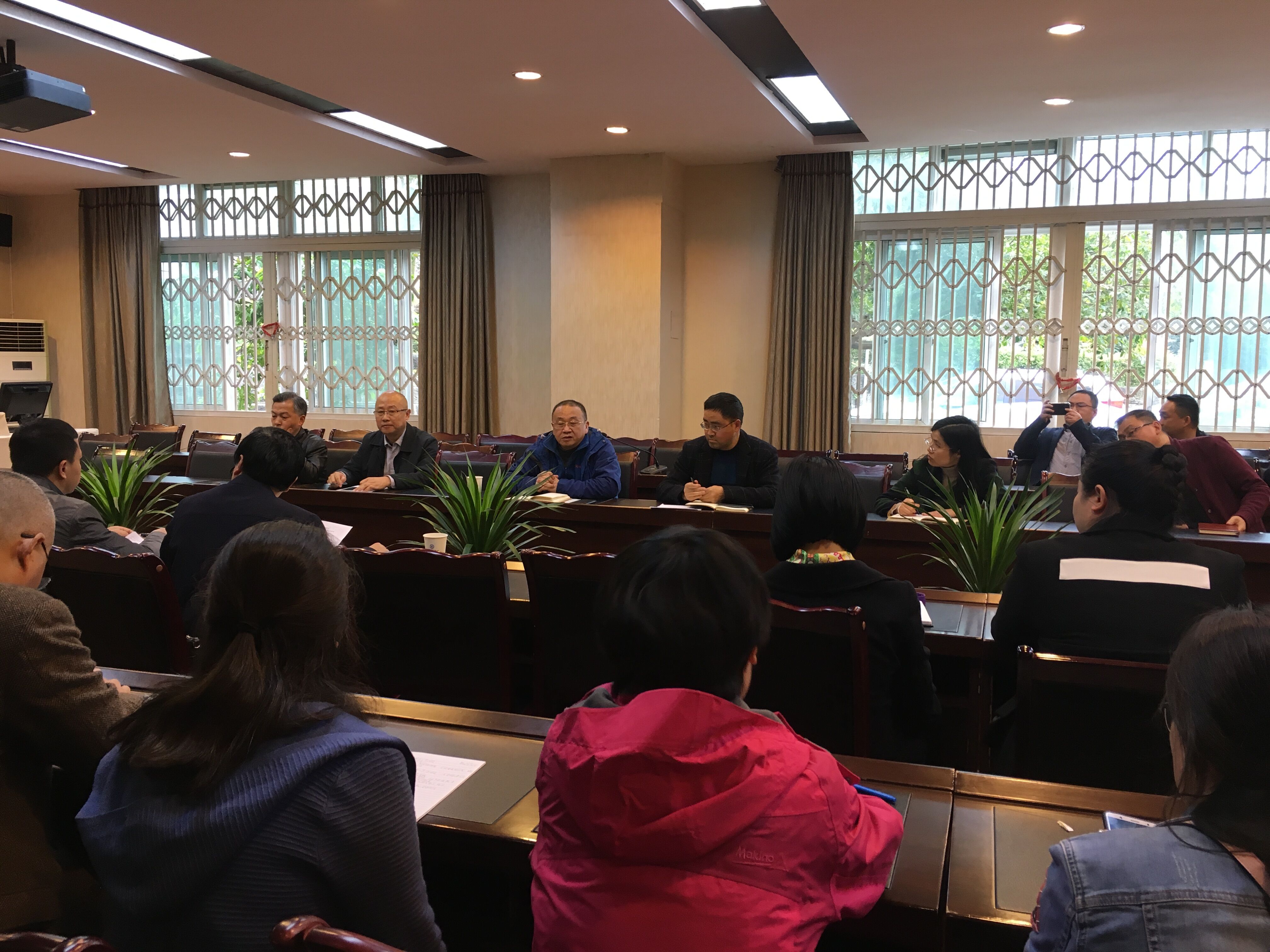 学校成功召开2019年第二次教学管理例会