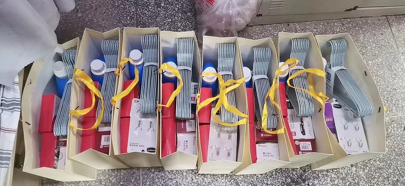 校领导深入学生寝室看望新学期返校学生