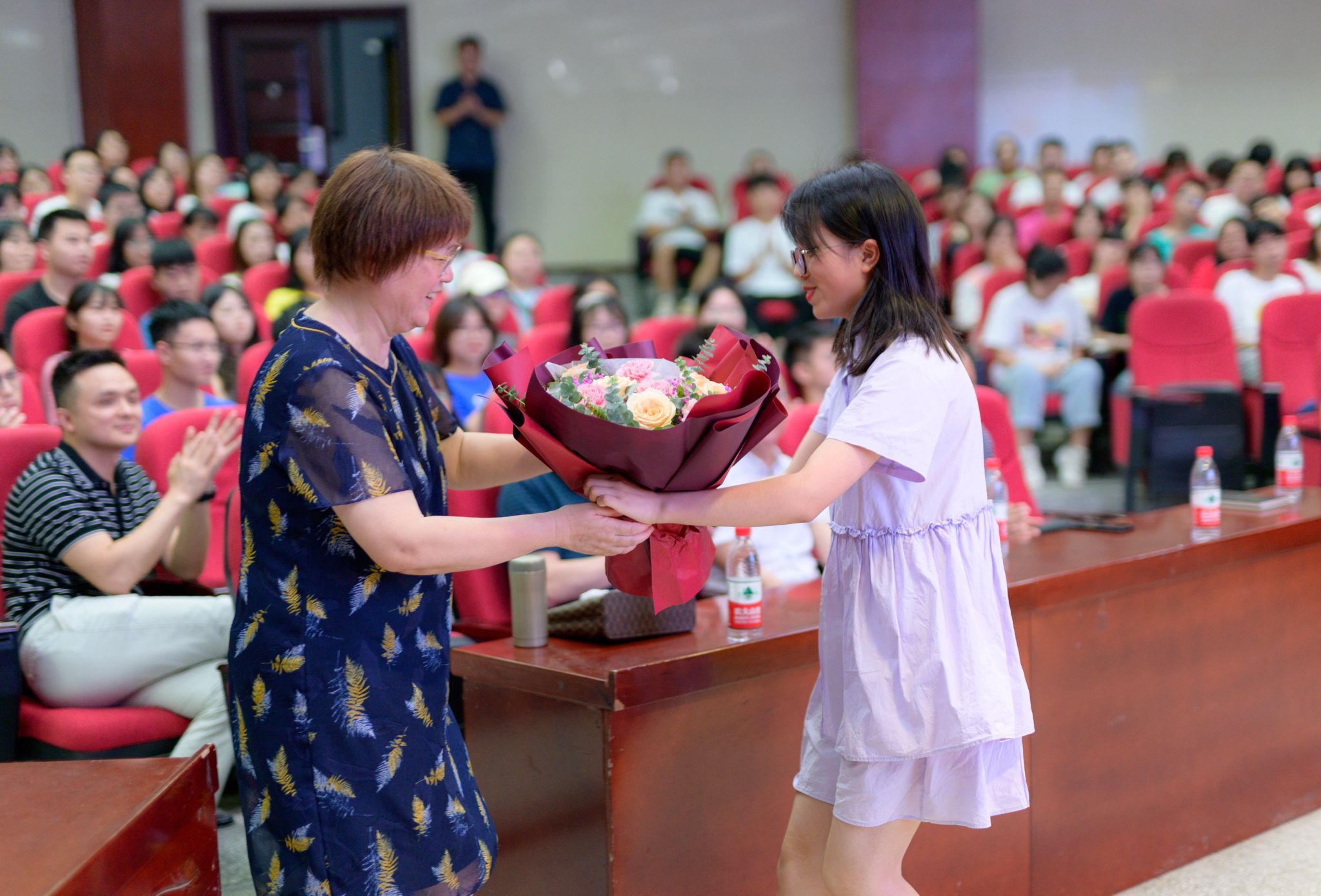 听老校长讲党史校史 ——我校党史学习教育系列主题讲堂第四讲开讲