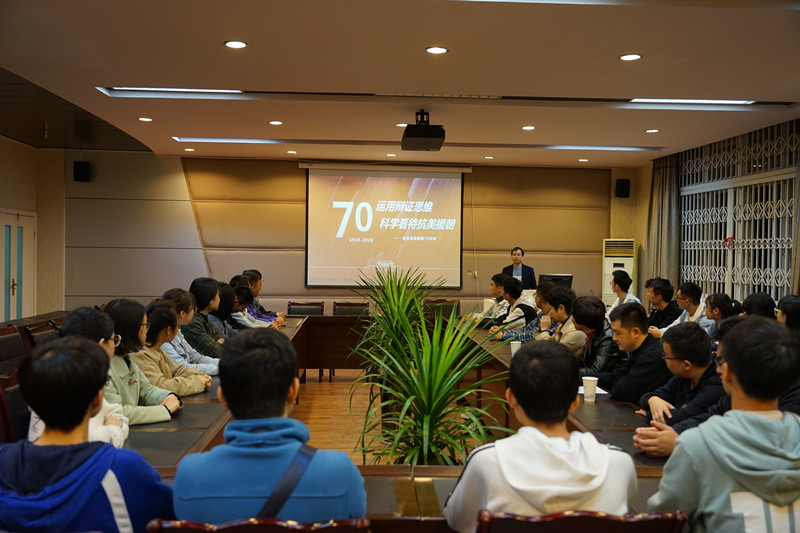学校领导参加基础医学院2019级主题班会